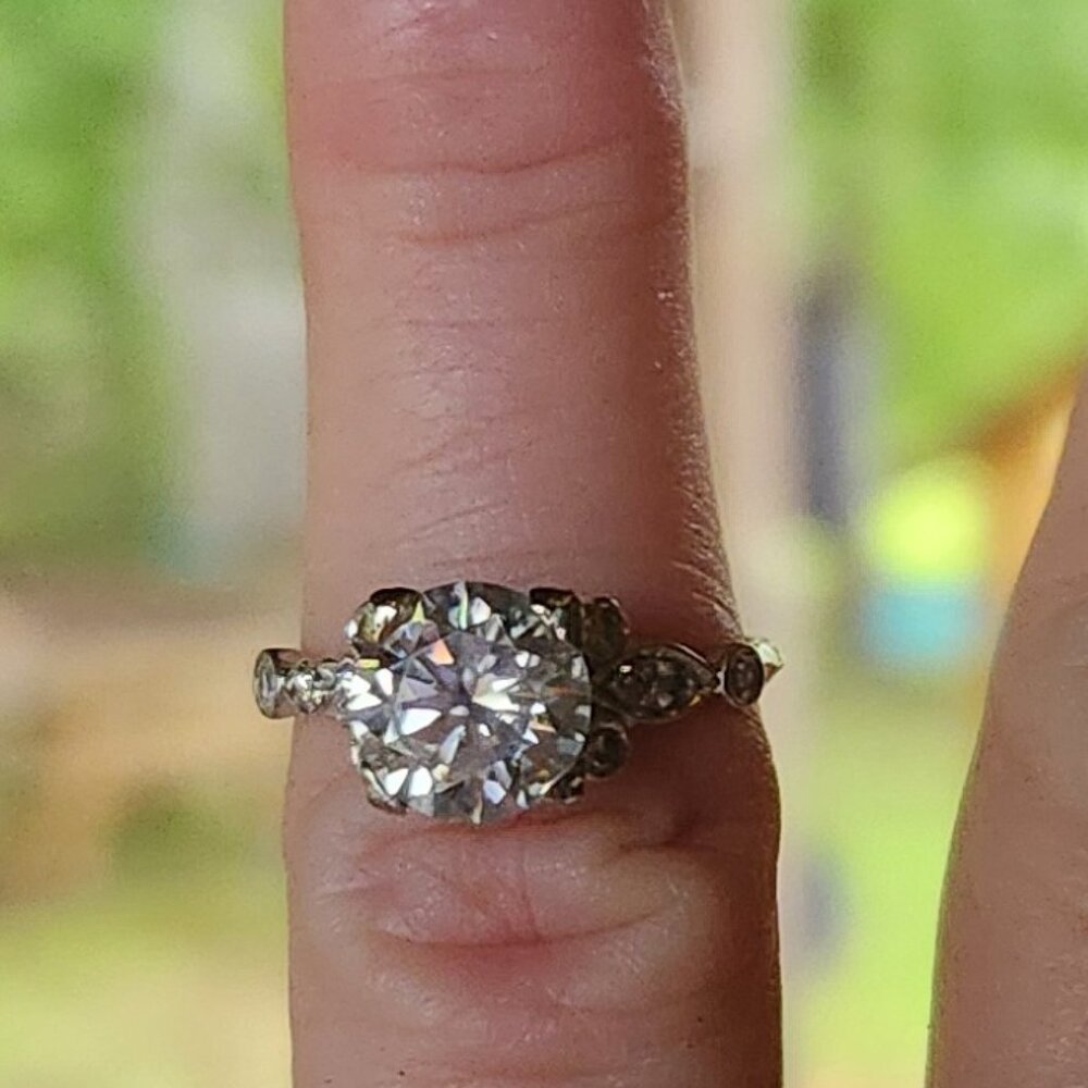 Vintage PLATINUM solitaire ENGAGMENT RING 2 CT Charles Colvard Moissanite. Sz 6